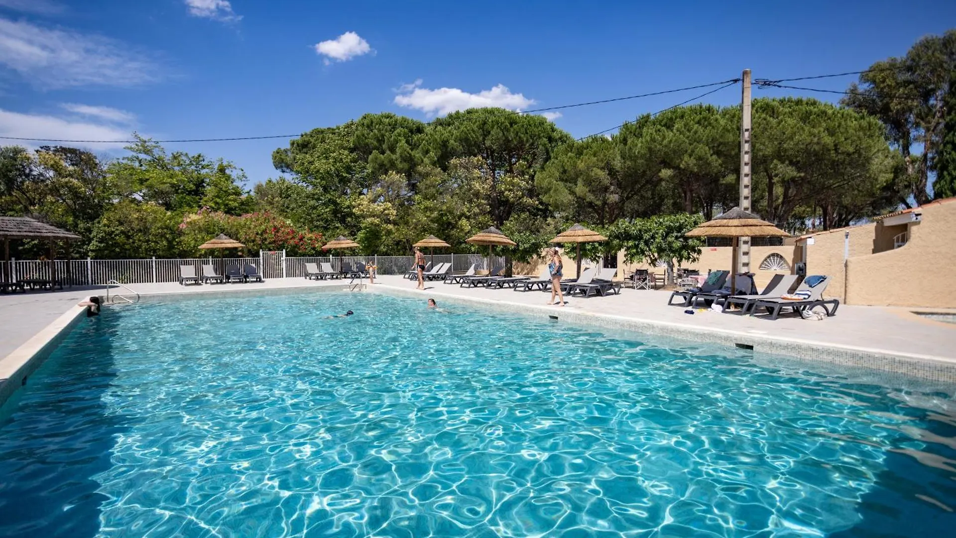 Camping Maeva Escapades Le Hameau Des Pins contacts